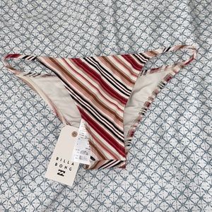 BIILABONG NWT cheeky bikini bottoms size M